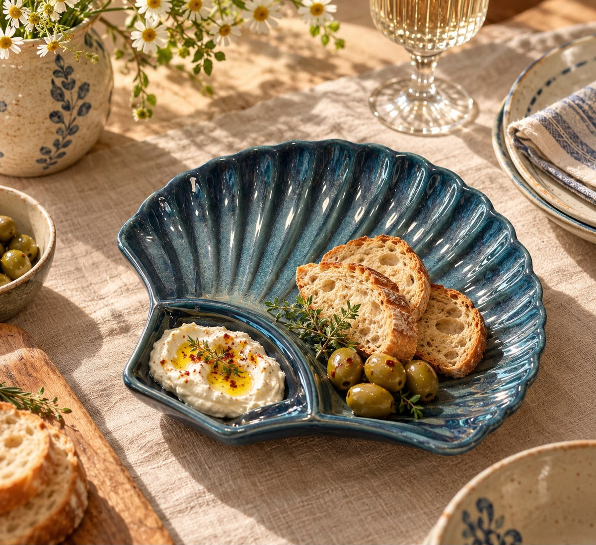 The Azure Shell Platter with Dip Section
